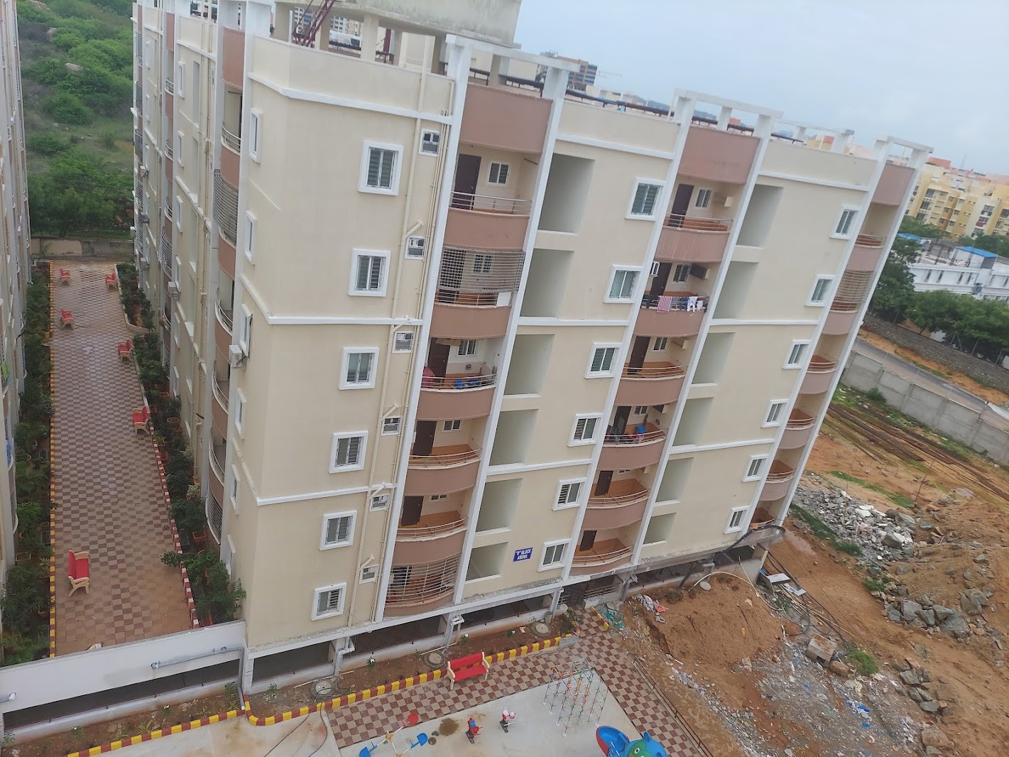 Aerial view with landscaped courtyard
